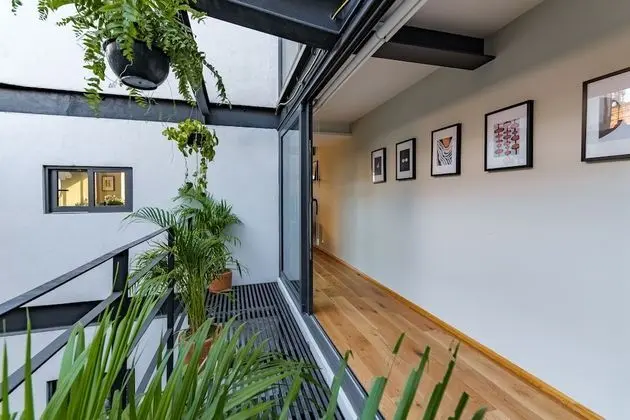 City Apartment 803