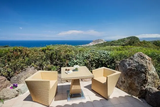 Deluxe Tek Büyük Yataklı Oda, Deniz Manzaralı