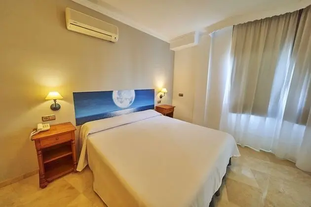 Standard Tek Büyük veya İki Ayrı Yataklı Oda