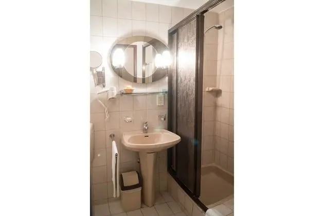 Tek Kişilik Oda