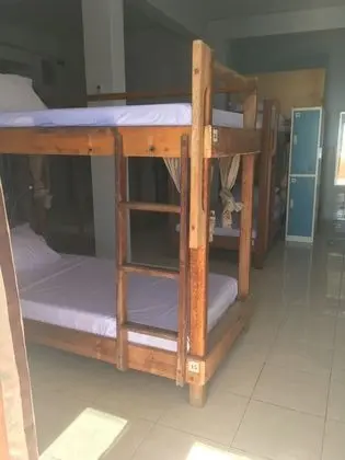 Standard Ortak Ranzalı Oda, Sadece kadınlar için