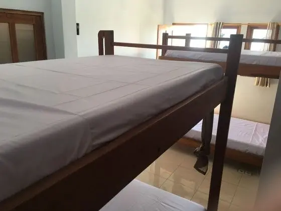 Standard Ortak Ranzalı Oda, Sadece kadınlar için