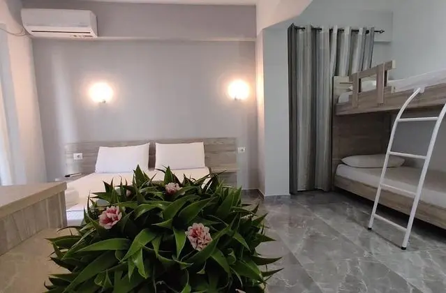 Dört Kişilik Oda, Balkon