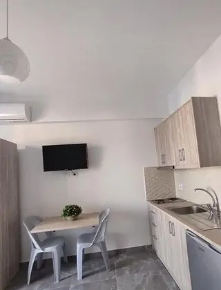 Dört Kişilik Oda, Deniz Manzaralı