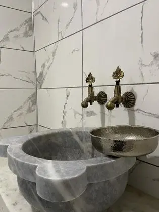 Royal Aile Odası, Şehir Manzaralı