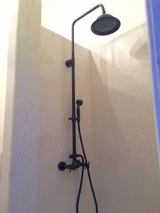Romantic Tek Büyük Yataklı Oda, Bahçe Manzaralı (Molly's Room)