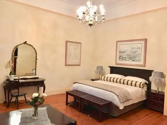 Superior Tek Büyük Yataklı Oda