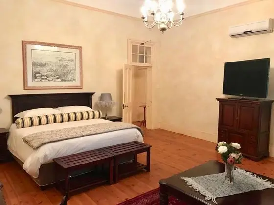 Superior Tek Büyük Yataklı Oda