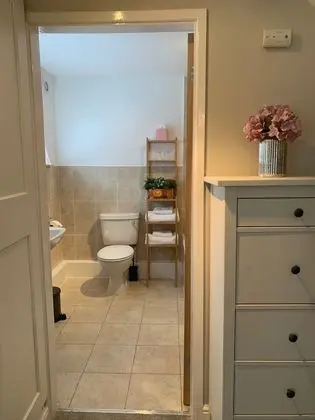 Kır Evi, Özel Banyo (Bakers Cottage)