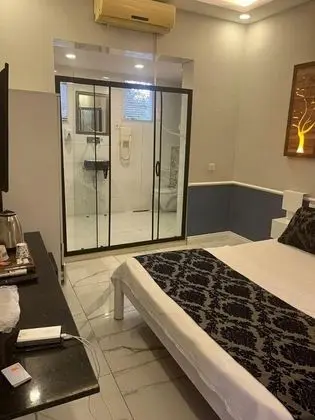 Standart Oda, Şehir Manzaralı