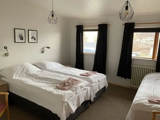 Üç Kişilik Oda, Ortak Banyo