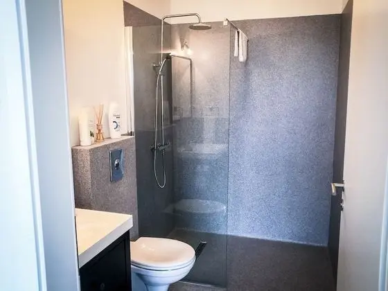 Deluxe Stüdyo, Teras