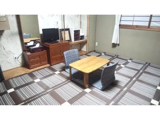 Tek Büyük Yataklı Oda (with Bathroom)