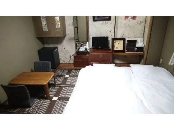 Tek Büyük Yataklı Oda (with Bathroom)