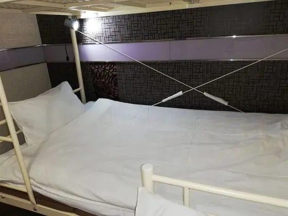 Üç Kişilik Oda (with Bathroom)