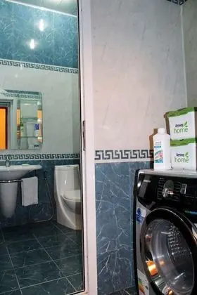 Basic Üç Kişilik Oda, Ortak Banyo (N6)