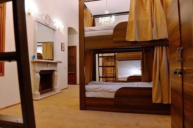 Standard Dört Kişilik Oda