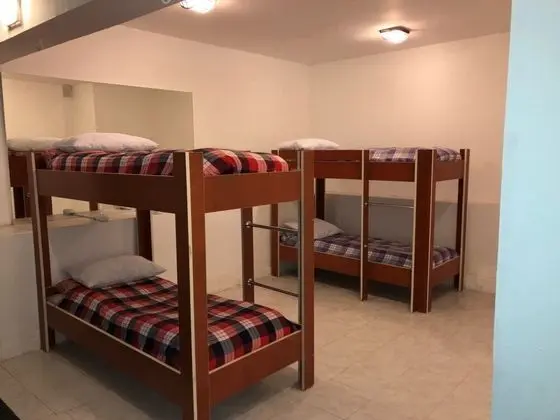 Ortak Ranzalı Oda, Sadece kadınlar için