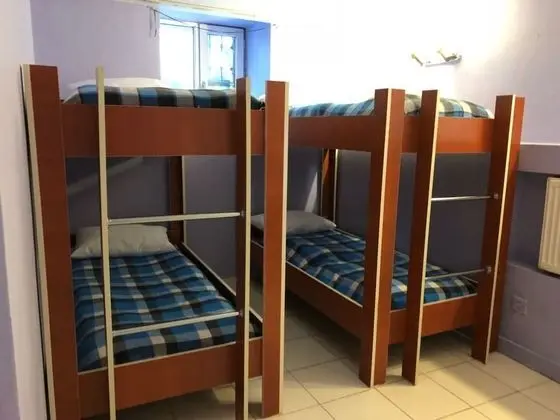 Ortak Ranzalı Oda, Sadece kadınlar için