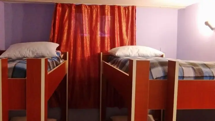 Ortak Ranzalı Oda, Sadece kadınlar için