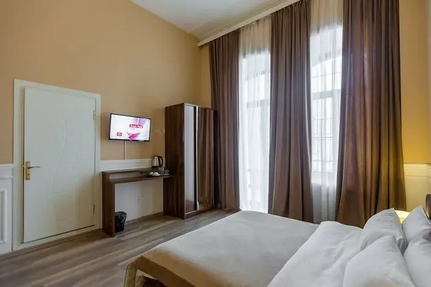 Standard Tek Büyük Yataklı Oda