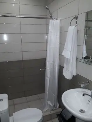 Üç Kişilik Oda