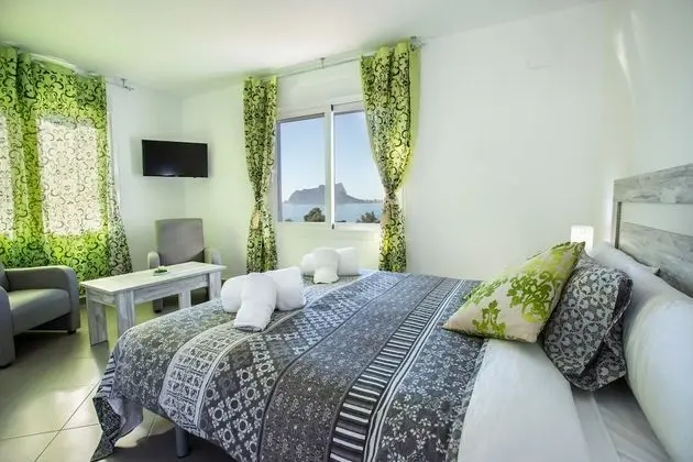 Deluxe Tek Büyük Yataklı Oda, Deniz Manzaralı