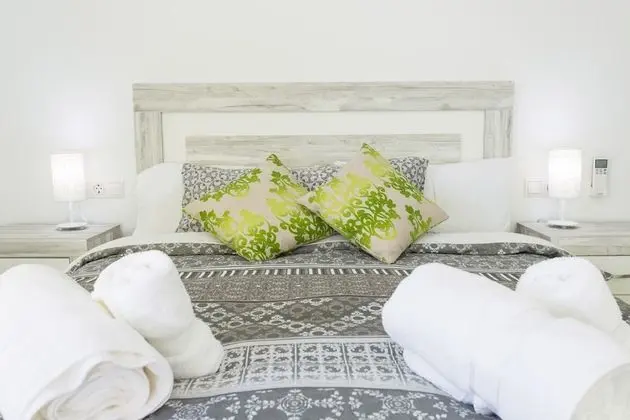 Deluxe Tek Büyük Yataklı Oda, Deniz Manzaralı
