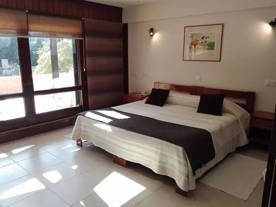 Superior Tek Büyük veya İki Ayrı Yataklı Oda