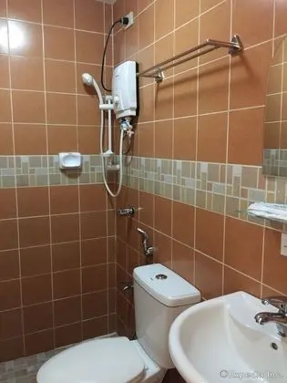 Economy Oda, 1 Büyük (Queen) Boy Yatak, Sigara İçilmez, Şehir Manzaralı (Roadside)