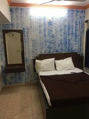 Deluxe Tek Büyük Yataklı Oda (Non A/c)