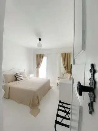 Standard Oda, Balkon, Havuz Manzaralı