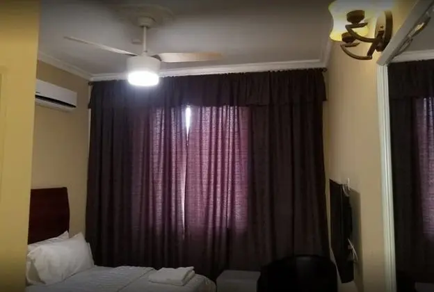 Deluxe Tek Büyük Yataklı Oda, 1 Büyük (Queen) Boy Yatak