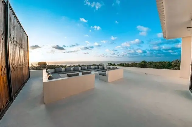Grand Villa, 6 Yatak Odası, Kişiye Özel Havuzlu, Okyanus Manzaralı