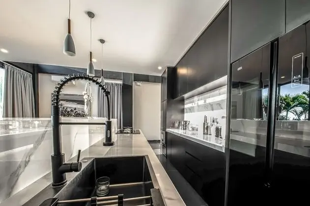 Grand Villa, 6 Yatak Odası, Kişiye Özel Havuzlu, Okyanus Manzaralı