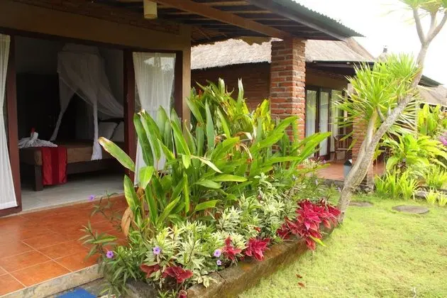 Superior Bungalov, Teras, Bahçe Manzaralı