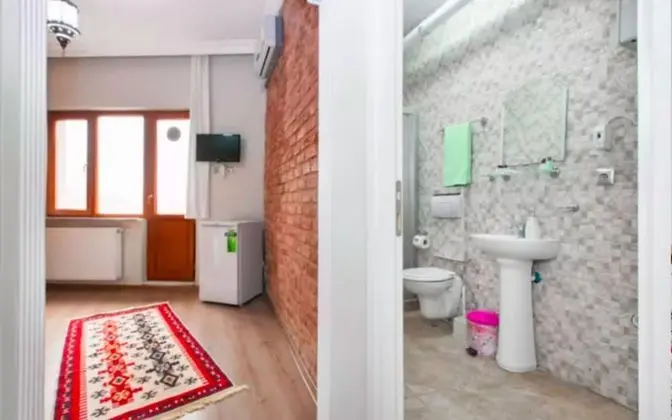 Deluxe Room, City View