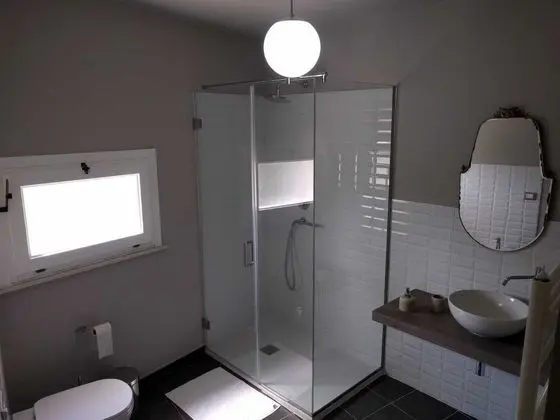 Tek Büyük Yataklı Oda, Balkon