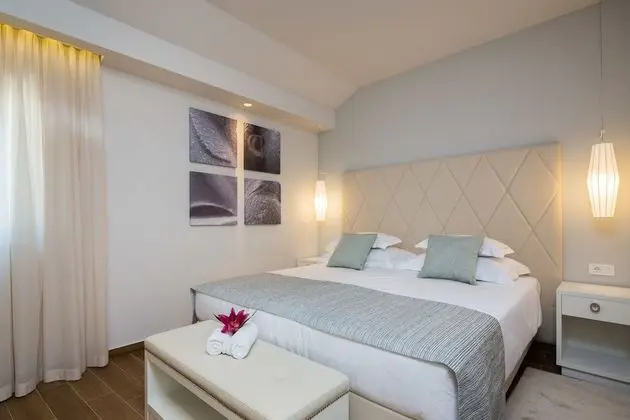 Deluxe Tek Büyük veya İki Ayrı Yataklı Oda, Şehir Manzaralı (106)