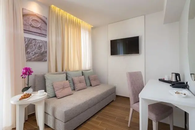 Superior Tek Büyük veya İki Ayrı Yataklı Oda, Teras (104)