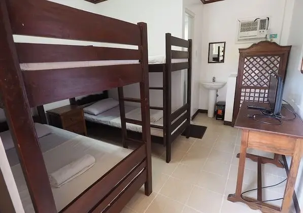 Dört Kişilik Oda (Bed)