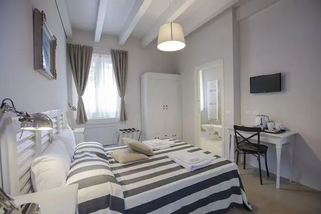 Standard Tek Büyük veya İki Ayrı Yataklı Oda