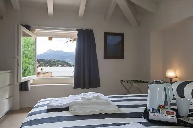 Tek Büyük Yataklı Oda, Göl Manzaralı