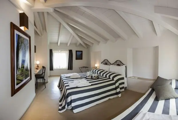 Tek Büyük Yataklı Oda, Göl Manzaralı