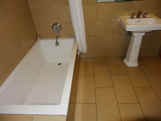Süit, 1 En Büyük (King) Boy Yatak ve Çekyat, Okyanus Manzaralı