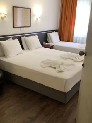 Aile Odası, Şehir Manzaralı