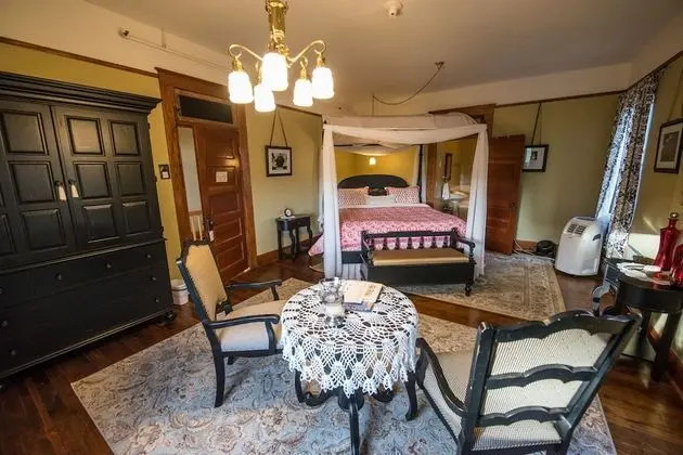 Süit, 1 En Büyük (King) Boy Yatak, Jakuzi