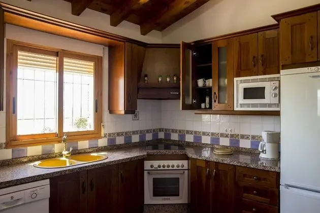 Ev, 3 Yatak Odası, Kişiye Özel Havuzlu