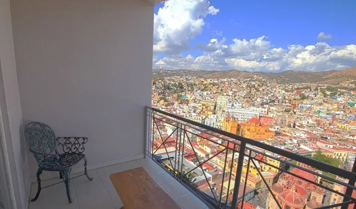 Oda, Balkon