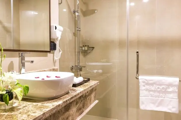 Premier İki Ayrı Yataklı Oda, Balkon, Okyanusa Sıfır